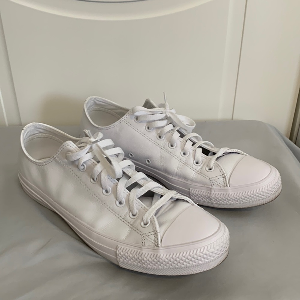 Chuck Taylor All Star leather Men’s size 13